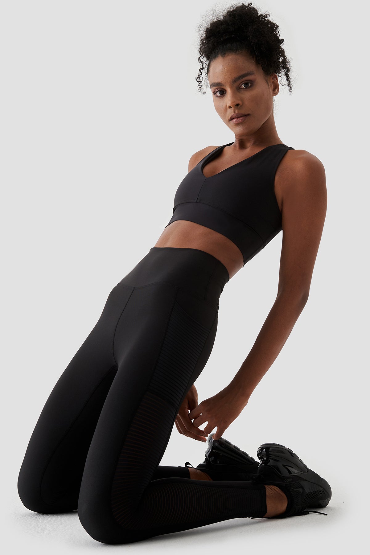 PARIS - Mesh Pocket Sports Leggings