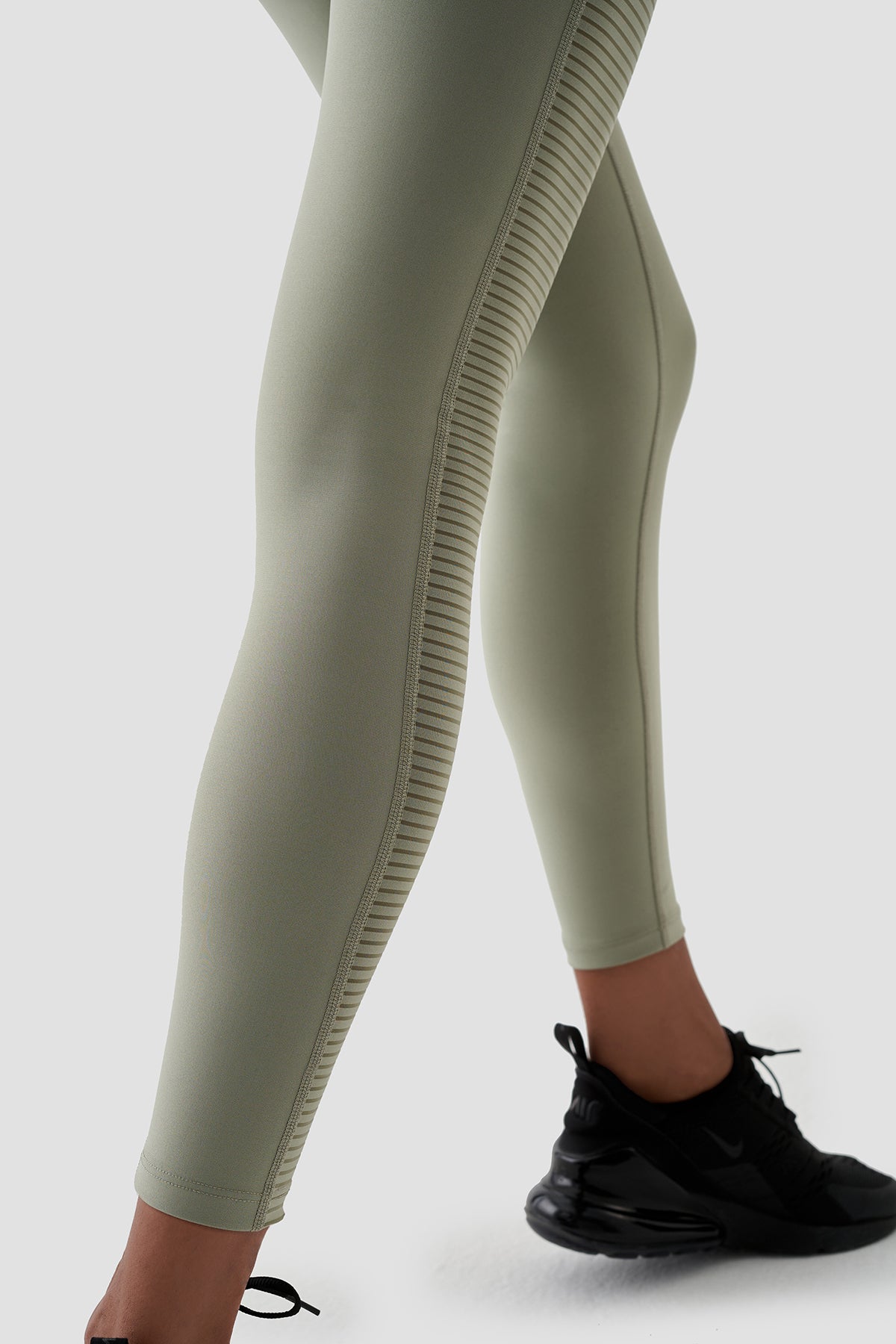 PARIS - Mesh Pocket Sports Leggings